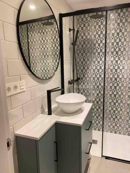 Apartamento A Estrenar En Centro Gijon. Fibra-Tv Kültér fotó