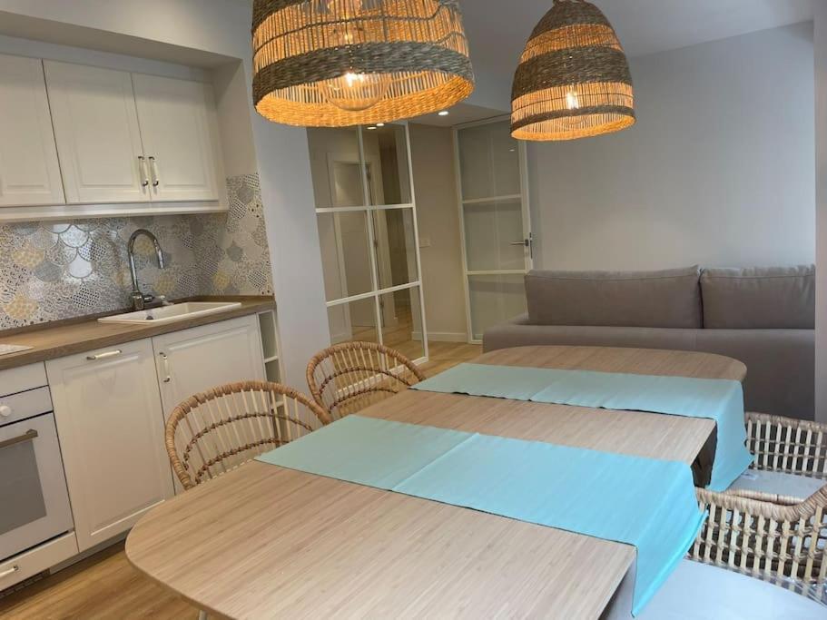 Apartamento A Estrenar En Centro Gijon. Fibra-Tv Kültér fotó