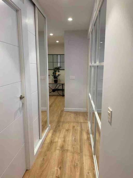 Apartamento A Estrenar En Centro Gijon. Fibra-Tv Kültér fotó