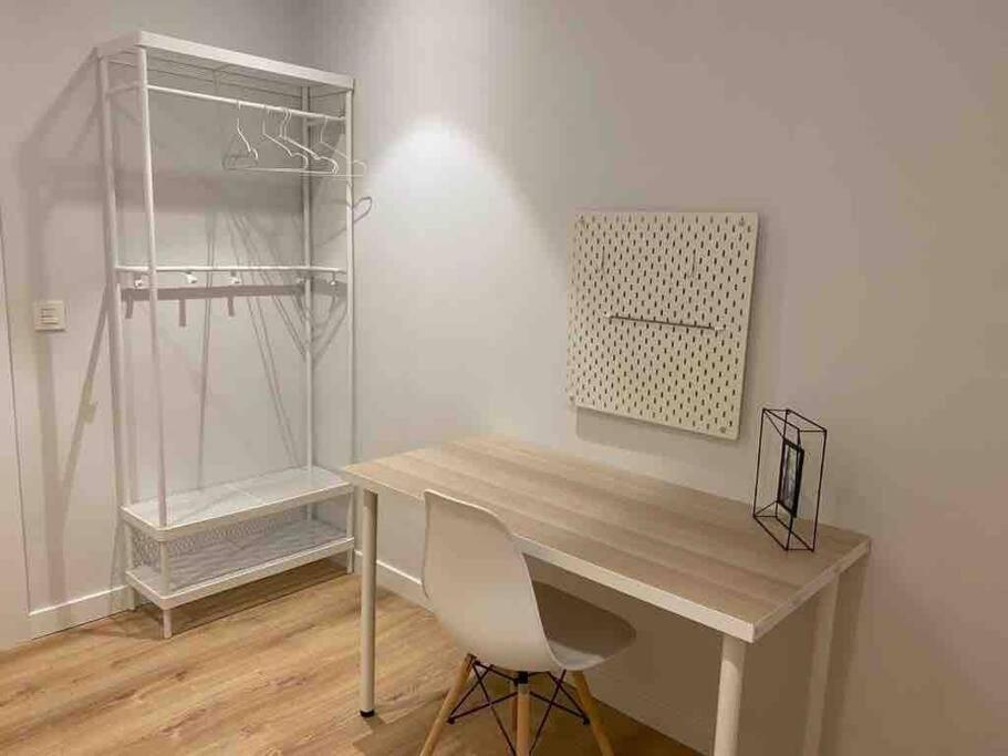 Apartamento A Estrenar En Centro Gijon. Fibra-Tv Kültér fotó